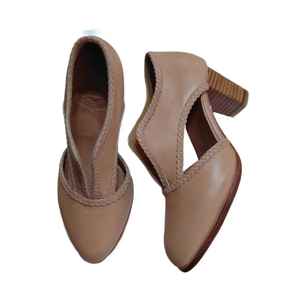 ELF Spirit Walker Cut Out Booties Size 9.5 Blush Braided Leather Heels